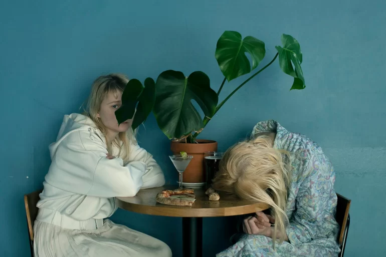 Ei niin kovin suuri city // Official Video by Aki Roukala